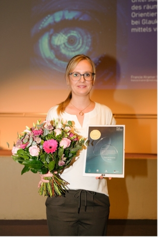 M. Sc. Francie Kramer, die strahlende Gewinnerin des R+H Wissenschaftspreises. Alle Bilder: R+H