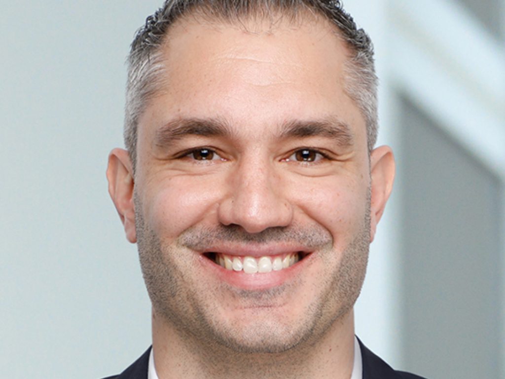 Patrik Stoll als Head of Service bei Topcon Deutschland Medical